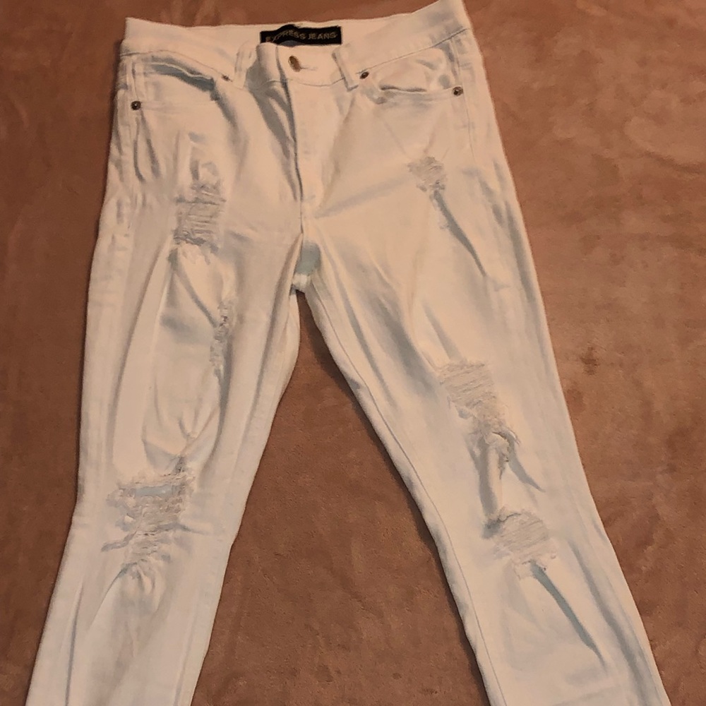 Ripped jeans
